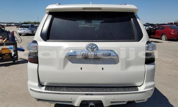 Acheter Neuf Voiture Toyota 4Runner Blanc à Badagry, État de Lagos Acheter Neuf Voiture Toyota 4Runner Blanc à Badagry, État de Lagos