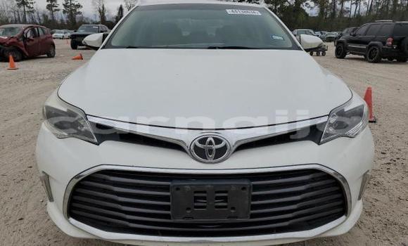 Acheter Neuf Voiture Toyota Avalon Blanc à Badagry, État de Lagos