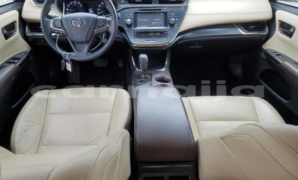 Buy New Toyota Avalon White Car in Badagry in Lagos State Buy New Toyota Avalon White Car in Badagry in Lagos State