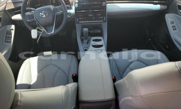 Buy New Toyota Avalon White Car in Badagry in Lagos State Buy New Toyota Avalon White Car in Badagry in Lagos State