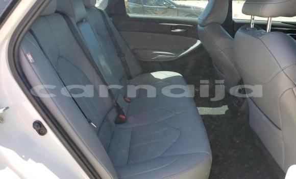 Buy New Toyota Avalon White Car in Badagry in Lagos State Buy New Toyota Avalon White Car in Badagry in Lagos State