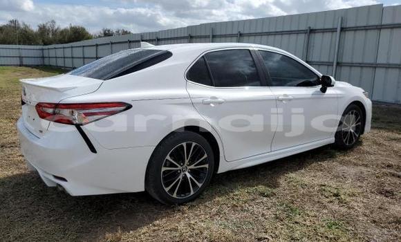 Acheter Neuf Voiture Toyota Camry Blanc à Badagry, État de Lagos Acheter Neuf Voiture Toyota Camry Blanc à Badagry, État de Lagos