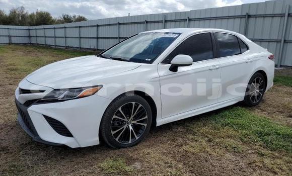Acheter Neuf Voiture Toyota Camry Blanc à Badagry, État de Lagos Acheter Neuf Voiture Toyota Camry Blanc à Badagry, État de Lagos