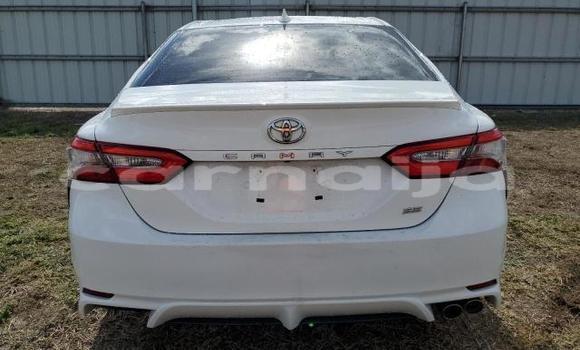 Acheter Neuf Voiture Toyota Camry Blanc à Badagry, État de Lagos Acheter Neuf Voiture Toyota Camry Blanc à Badagry, État de Lagos