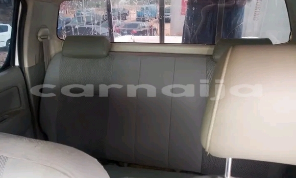 Acheter Occasion Voiture Toyota Hilux Blanc à Abuja, État de Lagos Acheter Occasion Voiture Toyota Hilux Blanc à Abuja, État de Lagos