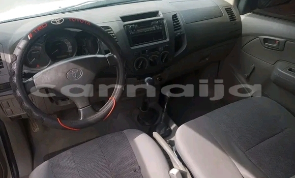 Acheter Occasion Voiture Toyota Hilux Blanc à Abuja, État de Lagos Acheter Occasion Voiture Toyota Hilux Blanc à Abuja, État de Lagos