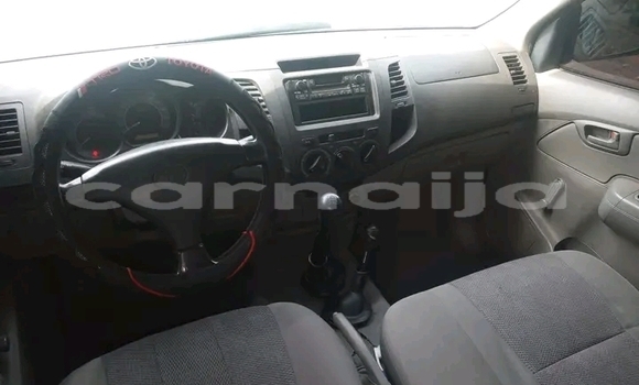 Acheter Occasion Voiture Toyota Hilux Blanc à Abuja, État de Lagos Acheter Occasion Voiture Toyota Hilux Blanc à Abuja, État de Lagos