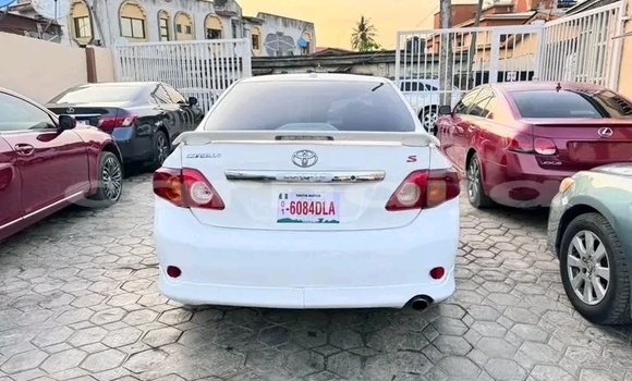Acheter Occasion Voiture Toyota Corolla Blanc à Abuja, État de Lagos Acheter Occasion Voiture Toyota Corolla Blanc à Abuja, État de Lagos