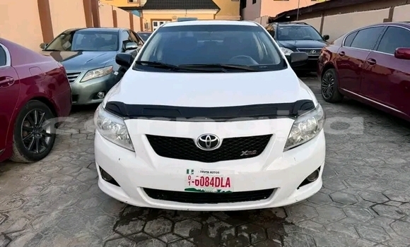 Acheter Occasion Voiture Toyota Corolla Blanc à Abuja, État de Lagos Acheter Occasion Voiture Toyota Corolla Blanc à Abuja, État de Lagos