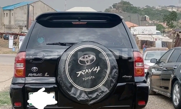 Acheter Occasion Voiture Toyota RAV4 Noir à Abuja, État de Lagos Acheter Occasion Voiture Toyota RAV4 Noir à Abuja, État de Lagos