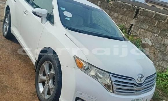 Buy Used Toyota Venza White Car in Abak in Akwa Ibom State Buy Used Toyota Venza White Car in Abak in Akwa Ibom State