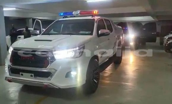 Buy Used Toyota Hilux White Car in Abuja in Lagos State Buy Used Toyota Hilux White Car in Abuja in Lagos State