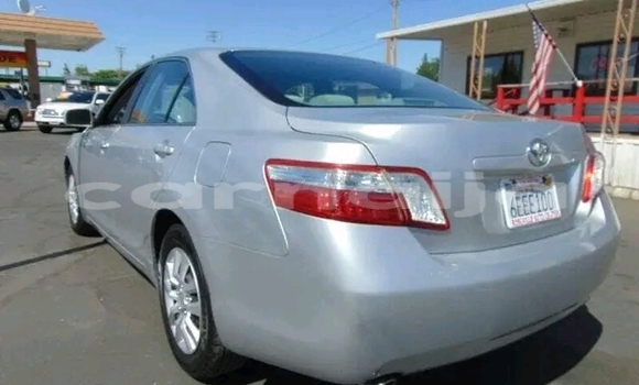 Buy Used Toyota Camry White Car in Abuja in Lagos State Buy Used Toyota Camry White Car in Abuja in Lagos State