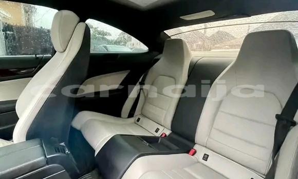 Buy Used Mercedes-Benz C–Class White Car in Abuja in Lagos State Buy Used Mercedes-Benz C–Class White Car in Abuja in Lagos State
