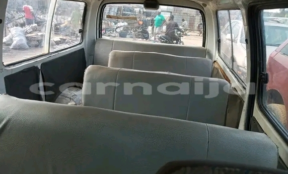 Buy Used Toyota Hiace White Car in Abuja in Lagos State Buy Used Toyota Hiace White Car in Abuja in Lagos State