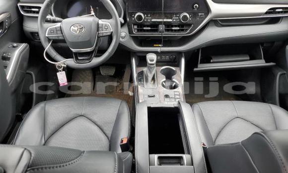 Buy New Toyota Highlander Green Car in Badagry in Lagos State Buy New Toyota Highlander Green Car in Badagry in Lagos State