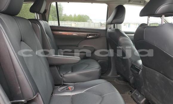 Buy New Toyota Highlander Green Car in Badagry in Lagos State Buy New Toyota Highlander Green Car in Badagry in Lagos State