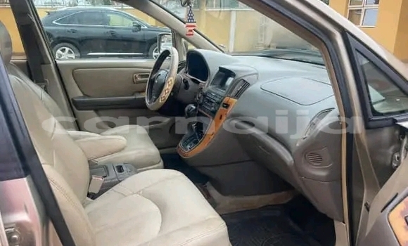 Buy Used Lexus RX 300 Silver Car in Abuja in Lagos State Buy Used Lexus RX 300 Silver Car in Abuja in Lagos State