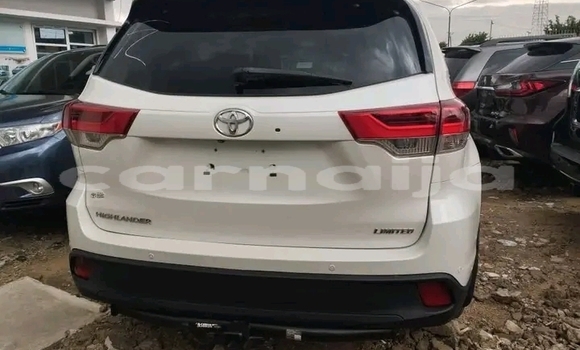 Acheter Occasion Voiture Toyota Highlander Blanc à Lagos, État de Lagos Acheter Occasion Voiture Toyota Highlander Blanc à Lagos, État de Lagos
