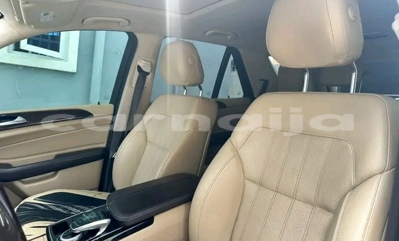 Acheter Occasion Voiture Mercedes-Benz 230 Blanc à Lagos, État de Lagos Acheter Occasion Voiture Mercedes-Benz 230 Blanc à Lagos, État de Lagos