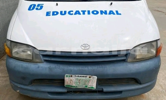 Acheter Occasion Voiture Toyota Hiace Blanc à Abak, État d'Akwa Ibom Acheter Occasion Voiture Toyota Hiace Blanc à Abak, État d'Akwa Ibom