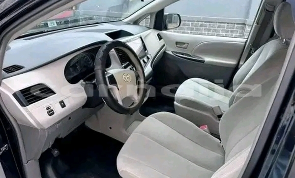 Acheter Occasion Voiture Toyota Sienta Noir à Asaba, État du Delta Acheter Occasion Voiture Toyota Sienta Noir à Asaba, État du Delta