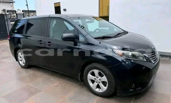Acheter Occasion Voiture Toyota Sienta Noir à Asaba, État du Delta Acheter Occasion Voiture Toyota Sienta Noir à Asaba, État du Delta