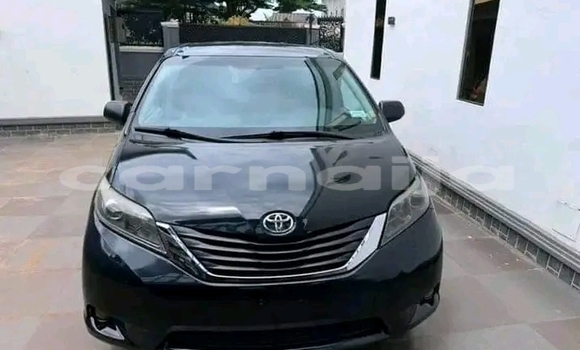 Acheter Occasion Voiture Toyota Sienta Noir à Asaba, État du Delta Acheter Occasion Voiture Toyota Sienta Noir à Asaba, État du Delta