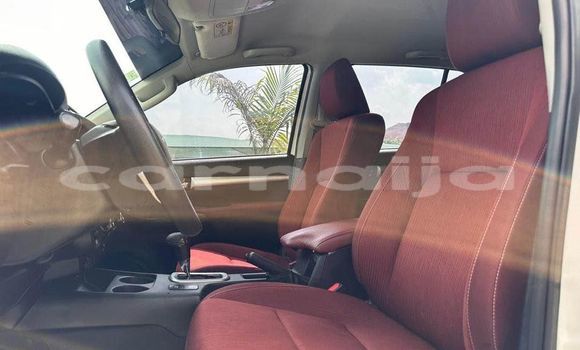 Buy Used Toyota Hilux White Car in Abuja in Lagos State Buy Used Toyota Hilux White Car in Abuja in Lagos State