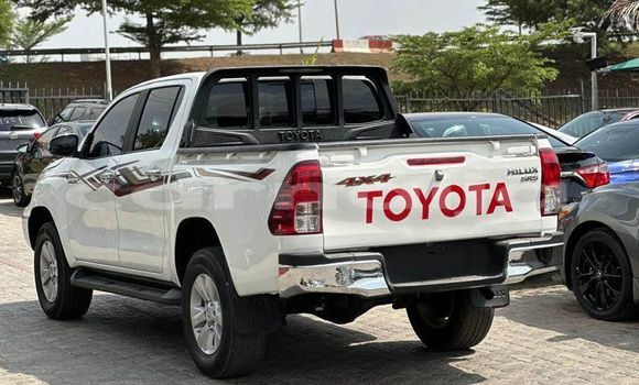 Buy Used Toyota Hilux White Car in Abuja in Lagos State Buy Used Toyota Hilux White Car in Abuja in Lagos State