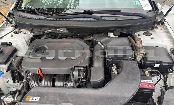 Buy Used Hyundai Sonata White Car in Abuja in Lagos State Buy Used Hyundai Sonata White Car in Abuja in Lagos State