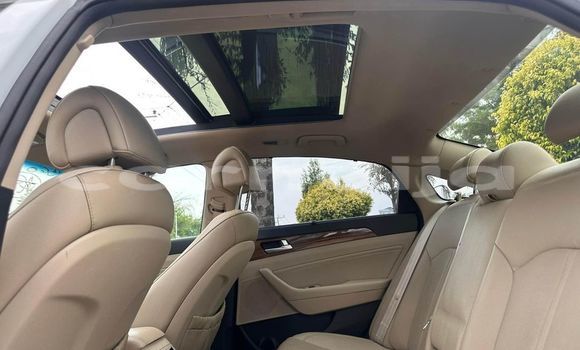 Buy Used Hyundai Sonata White Car in Abuja in Lagos State Buy Used Hyundai Sonata White Car in Abuja in Lagos State