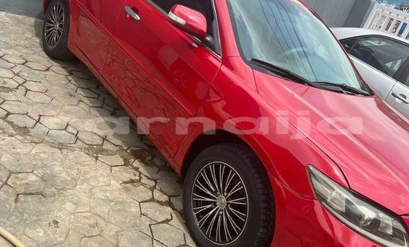 Acheter Occasion Voiture Toyota Camry Rouge à Abuja, État de Lagos Acheter Occasion Voiture Toyota Camry Rouge à Abuja, État de Lagos