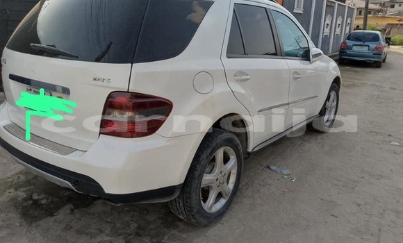 Buy Used Mercedes-Benz ML–Class White Car in Abuja in Lagos State Buy Used Mercedes-Benz ML–Class White Car in Abuja in Lagos State