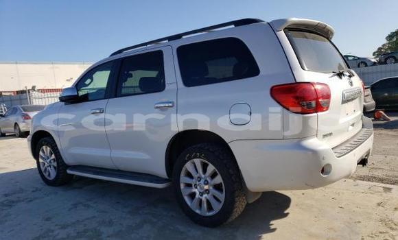 Acheter Neuf Voiture Toyota Sequoia Blanc à Lagos, État de Lagos Acheter Neuf Voiture Toyota Sequoia Blanc à Lagos, État de Lagos
