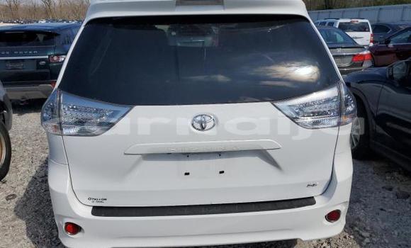 Buy New Toyota Sequoia White Car in Lagos in Lagos State Buy New Toyota Sequoia White Car in Lagos in Lagos State