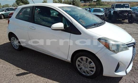 Acheter Neuf Voiture Toyota Yaris Blanc à Badagry, État de Lagos Acheter Neuf Voiture Toyota Yaris Blanc à Badagry, État de Lagos