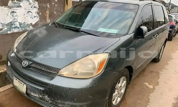 Acheter Occasion Voiture Toyota Sienna Noir à Abuja, État de Lagos Acheter Occasion Voiture Toyota Sienna Noir à Abuja, État de Lagos