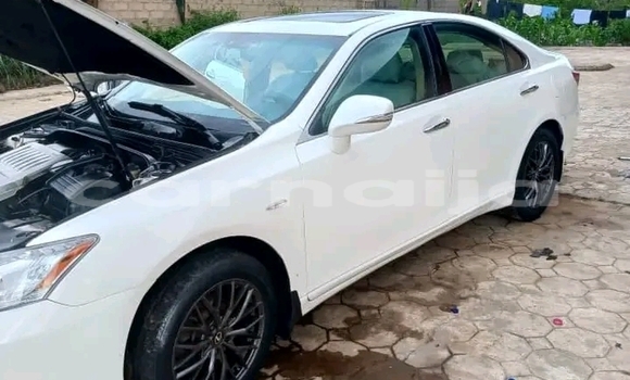 Acheter Occasion Voiture Lexus ES 300 Blanc à Abuja, État de Lagos Acheter Occasion Voiture Lexus ES 300 Blanc à Abuja, État de Lagos