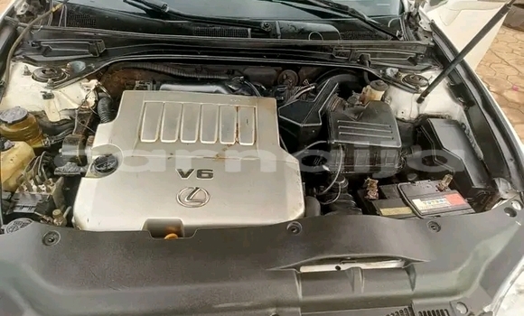 Acheter Occasion Voiture Lexus ES 300 Blanc à Abuja, État de Lagos Acheter Occasion Voiture Lexus ES 300 Blanc à Abuja, État de Lagos