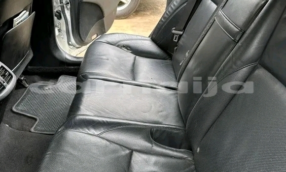 Buy Used Lexus ES 300 White Car in Abuja in Lagos State Buy Used Lexus ES 300 White Car in Abuja in Lagos State