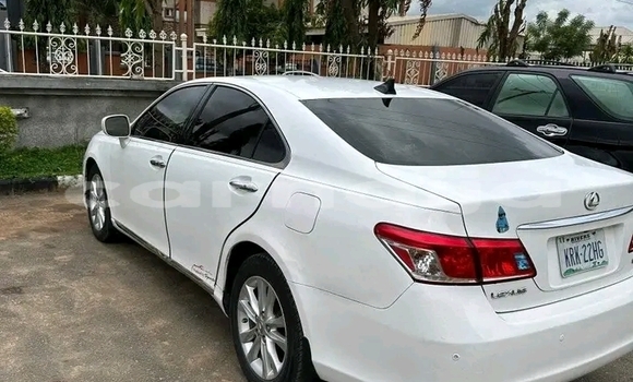 Acheter Occasion Voiture Lexus ES 300 Blanc à Abuja, État de Lagos Acheter Occasion Voiture Lexus ES 300 Blanc à Abuja, État de Lagos