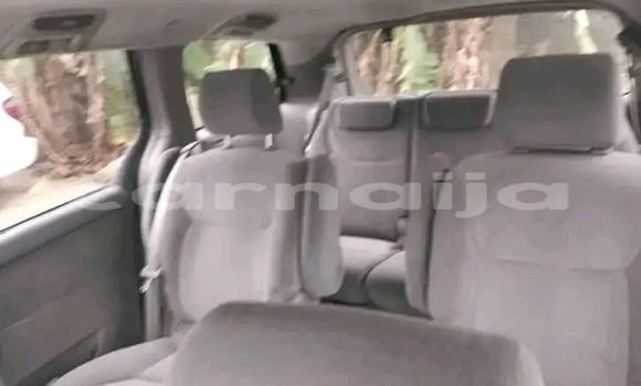 Acheter Occasion Voiture Toyota Sienna Noir à Abuja, État de Lagos Acheter Occasion Voiture Toyota Sienna Noir à Abuja, État de Lagos