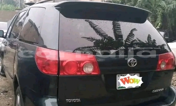 Acheter Occasion Voiture Toyota Sienna Noir à Abuja, État de Lagos Acheter Occasion Voiture Toyota Sienna Noir à Abuja, État de Lagos