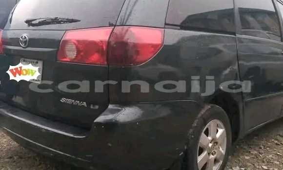 Acheter Occasion Voiture Toyota Sienna Noir à Abuja, État de Lagos Acheter Occasion Voiture Toyota Sienna Noir à Abuja, État de Lagos