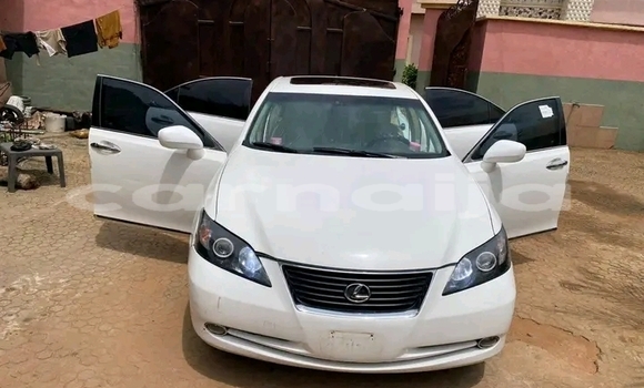 Acheter Occasion Voiture Lexus ES 300 Blanc à Abuja, État de Lagos Acheter Occasion Voiture Lexus ES 300 Blanc à Abuja, État de Lagos