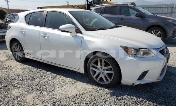 Buy New Lexus CT White Car in Badagry in Lagos State Buy New Lexus CT White Car in Badagry in Lagos State