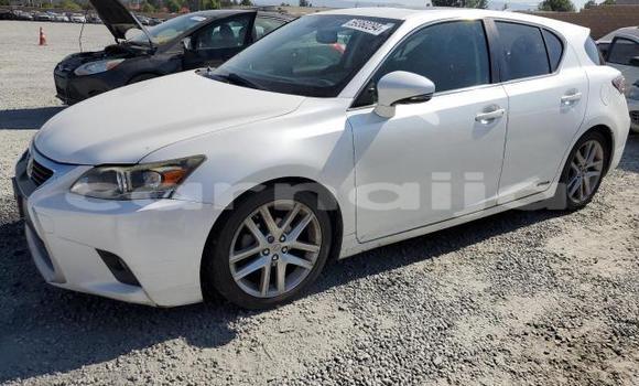 Buy New Lexus CT White Car in Badagry in Lagos State Buy New Lexus CT White Car in Badagry in Lagos State