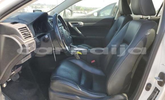 Buy New Lexus CT White Car in Badagry in Lagos State Buy New Lexus CT White Car in Badagry in Lagos State