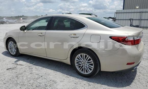 Buy New Lexus ES Beige Car in Badagry in Lagos State Buy New Lexus ES Beige Car in Badagry in Lagos State